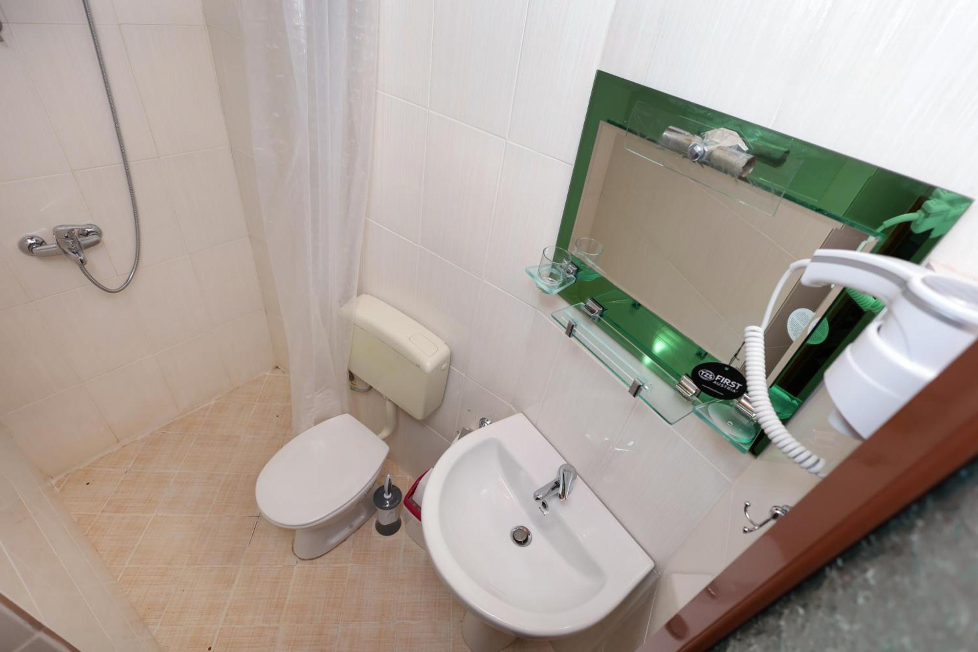 Vila Spahiu Berat Luaran gambar