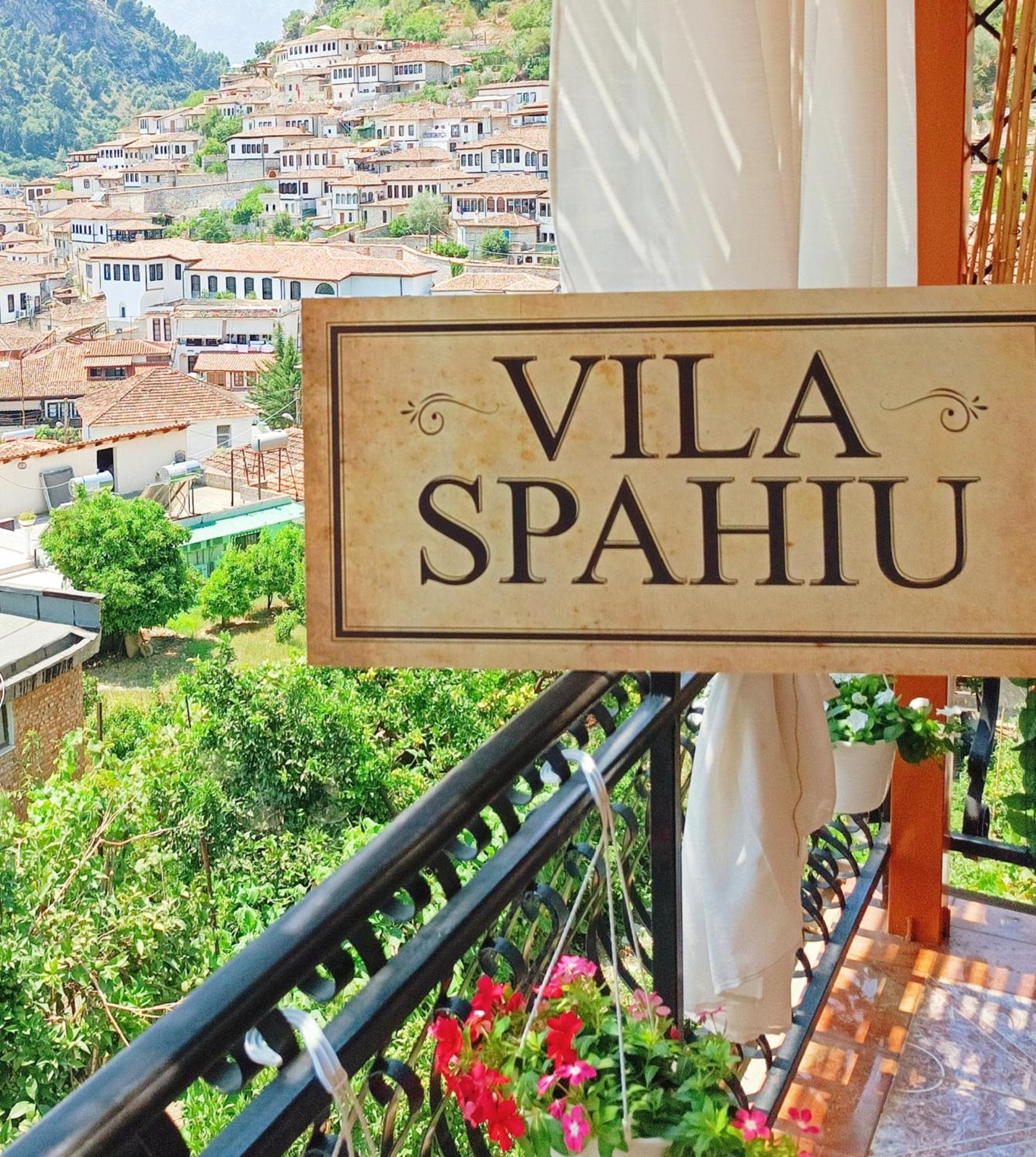 Vila Spahiu Berat Luaran gambar
